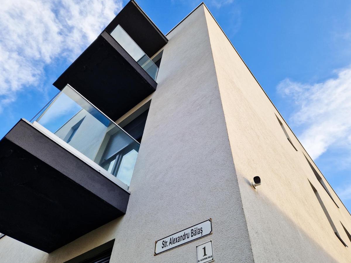 Mirvana Apartments Legacy Residence Timisoara Luaran gambar