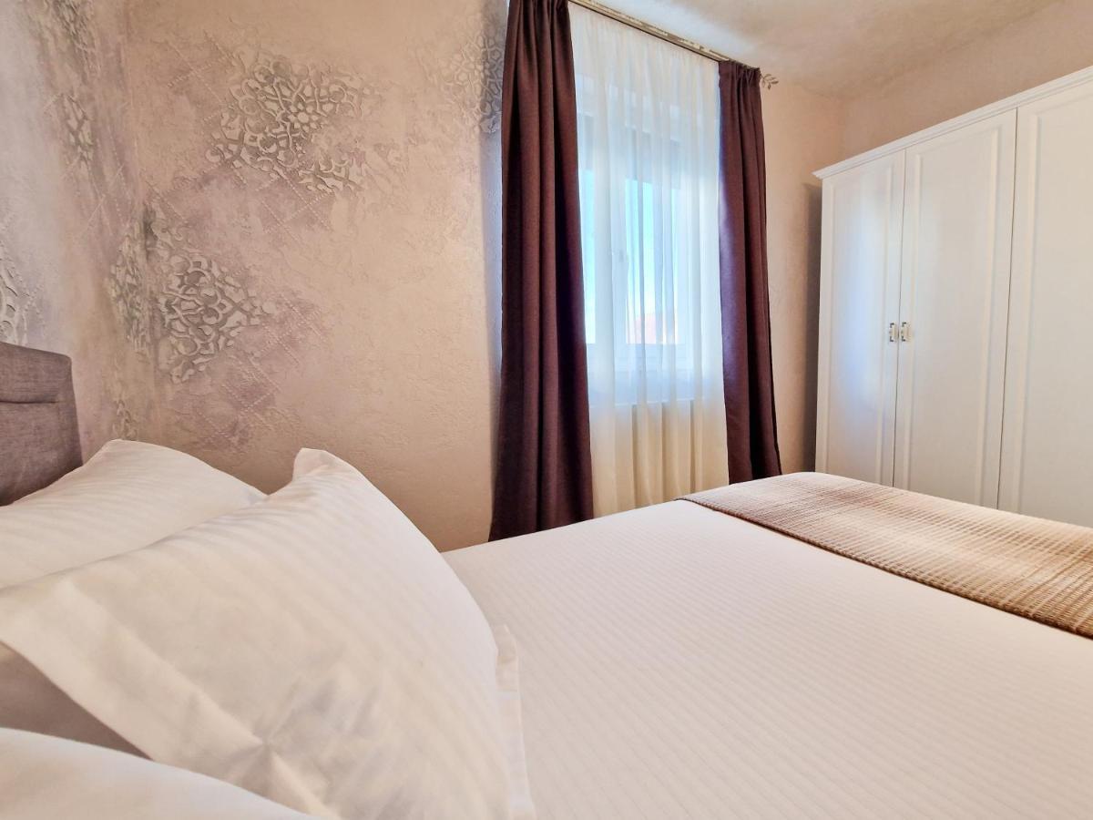 Mirvana Apartments Legacy Residence Timisoara Luaran gambar